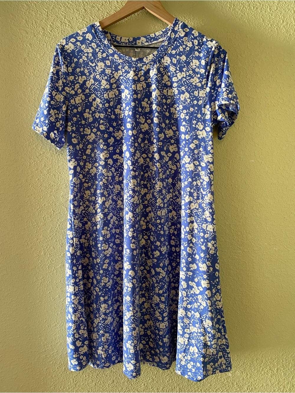Blue Floral Short-Sleeve Stretchy Dress